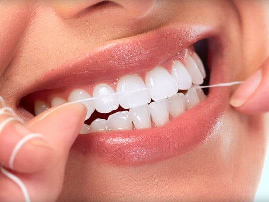 Cosmetic Dentists Fix Small Chips in Teeth